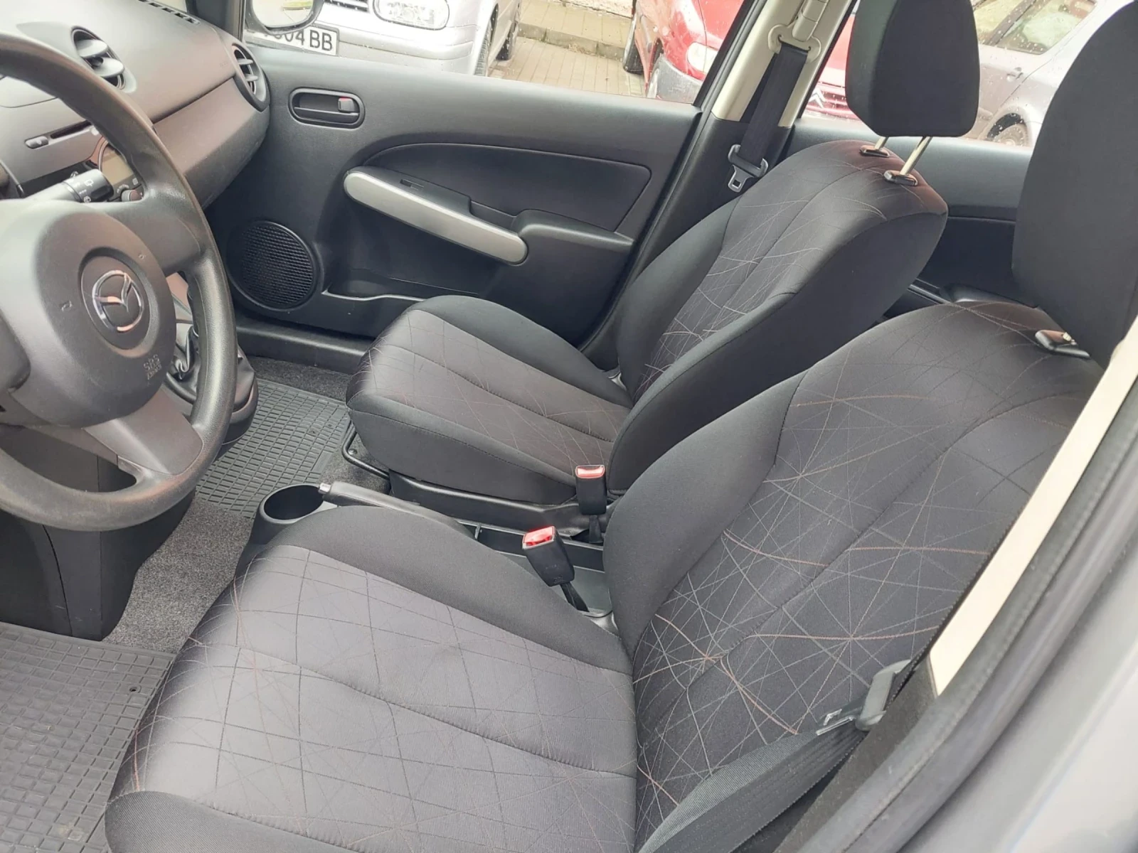 Mazda 2 1.3 FACELIFT | Mobile.bg � ����������� 11