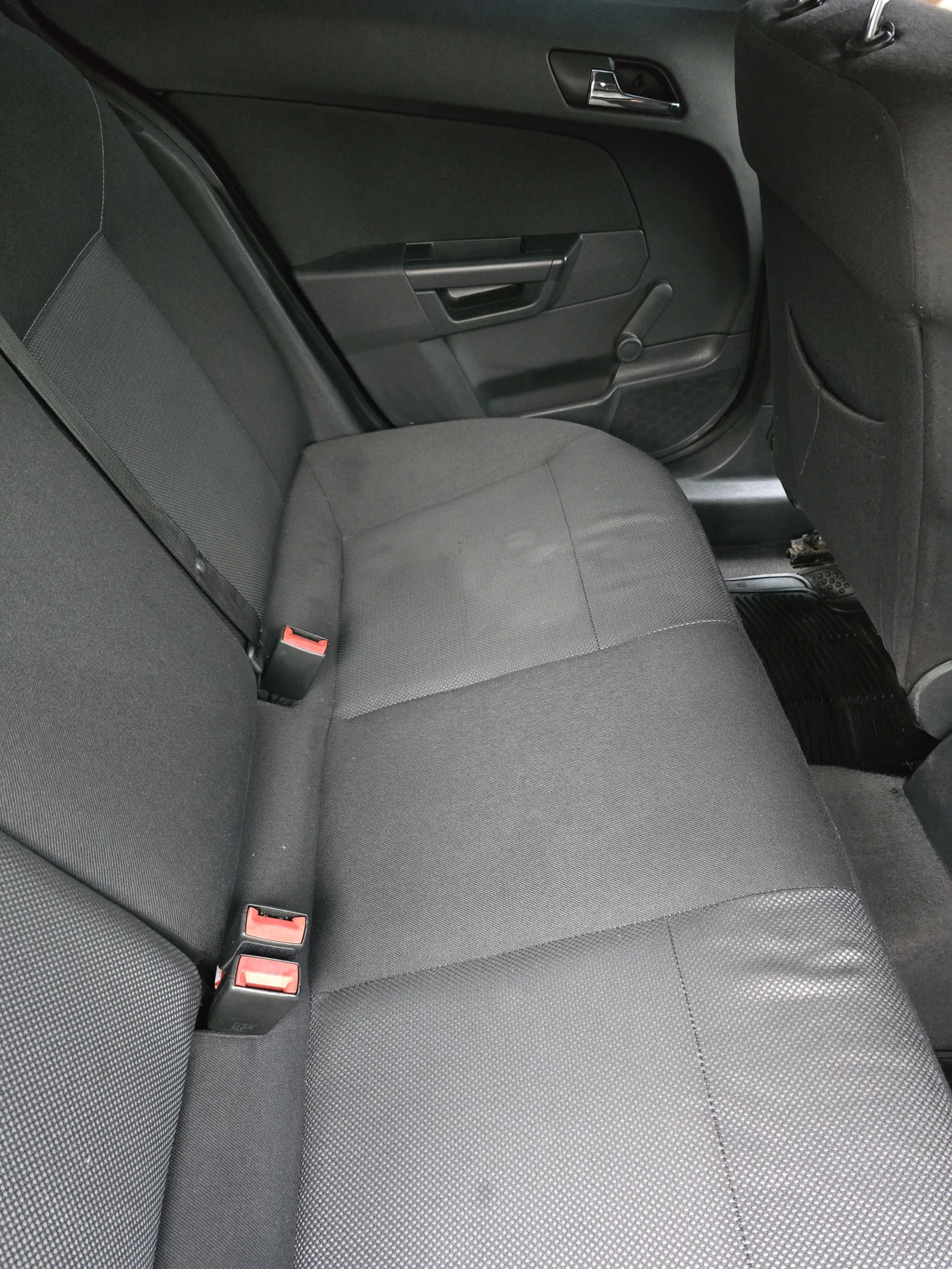 Opel Astra, снимка 10 - Автомобили и джипове - 53684771