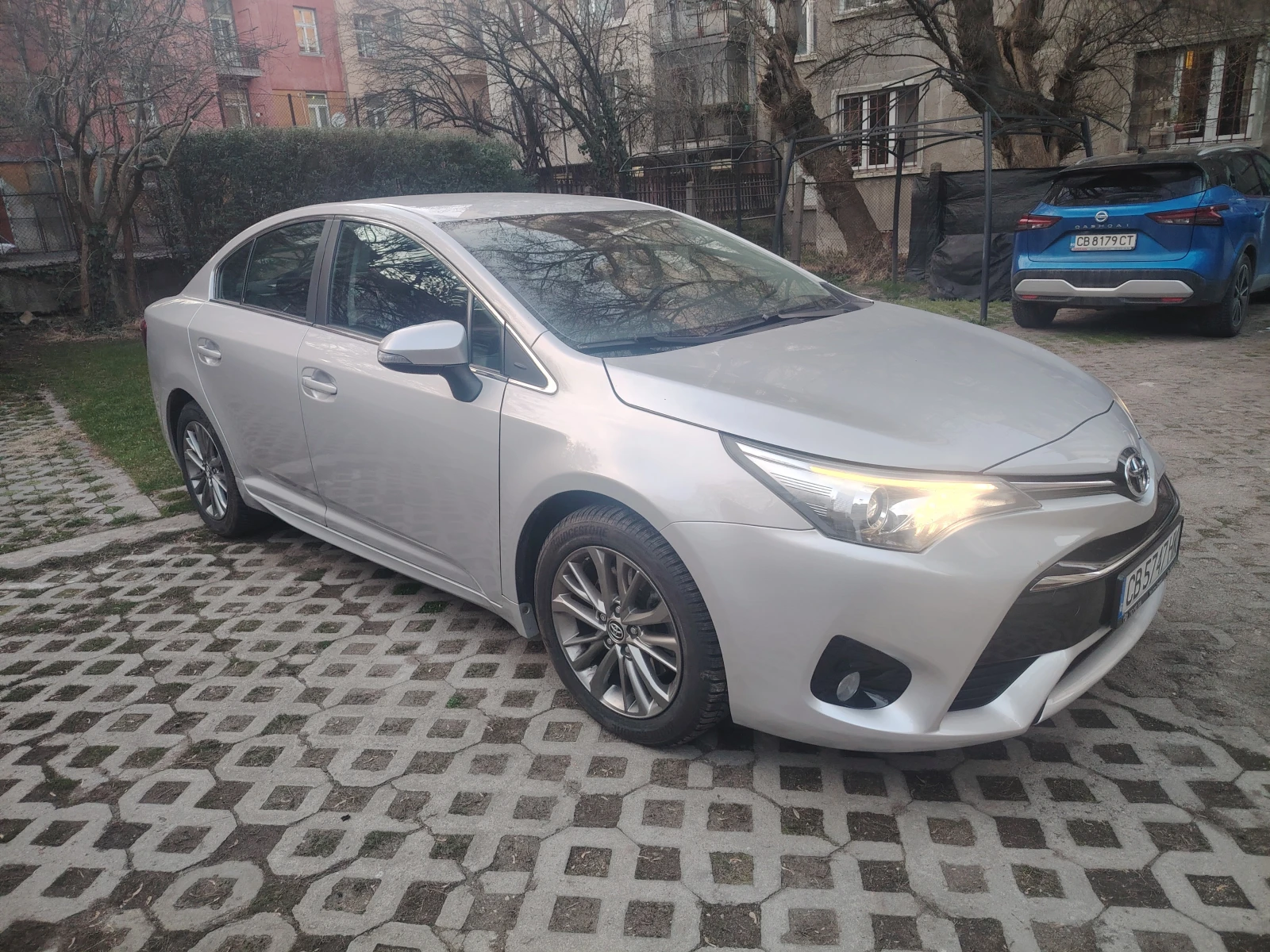 Toyota Avensis Седан, снимка 2 - Автомобили и джипове - 53864367