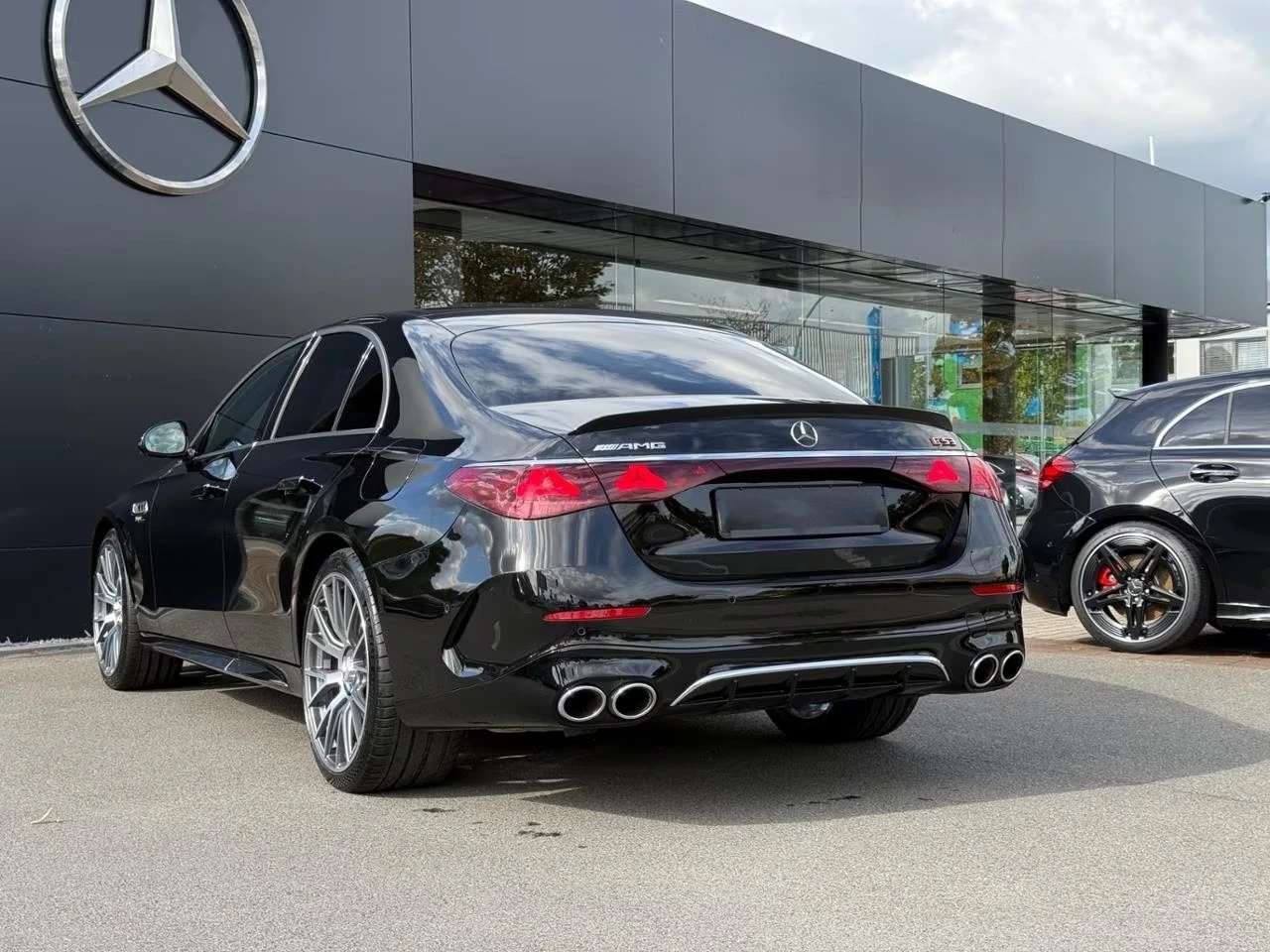 Mercedes-Benz E 53 AMG PLUG-IN HYBRID/4-MATIC/DISTRONIC/360/DIGTAL LIGHT/, снимка 4 - Автомобили и джипове - 53897983