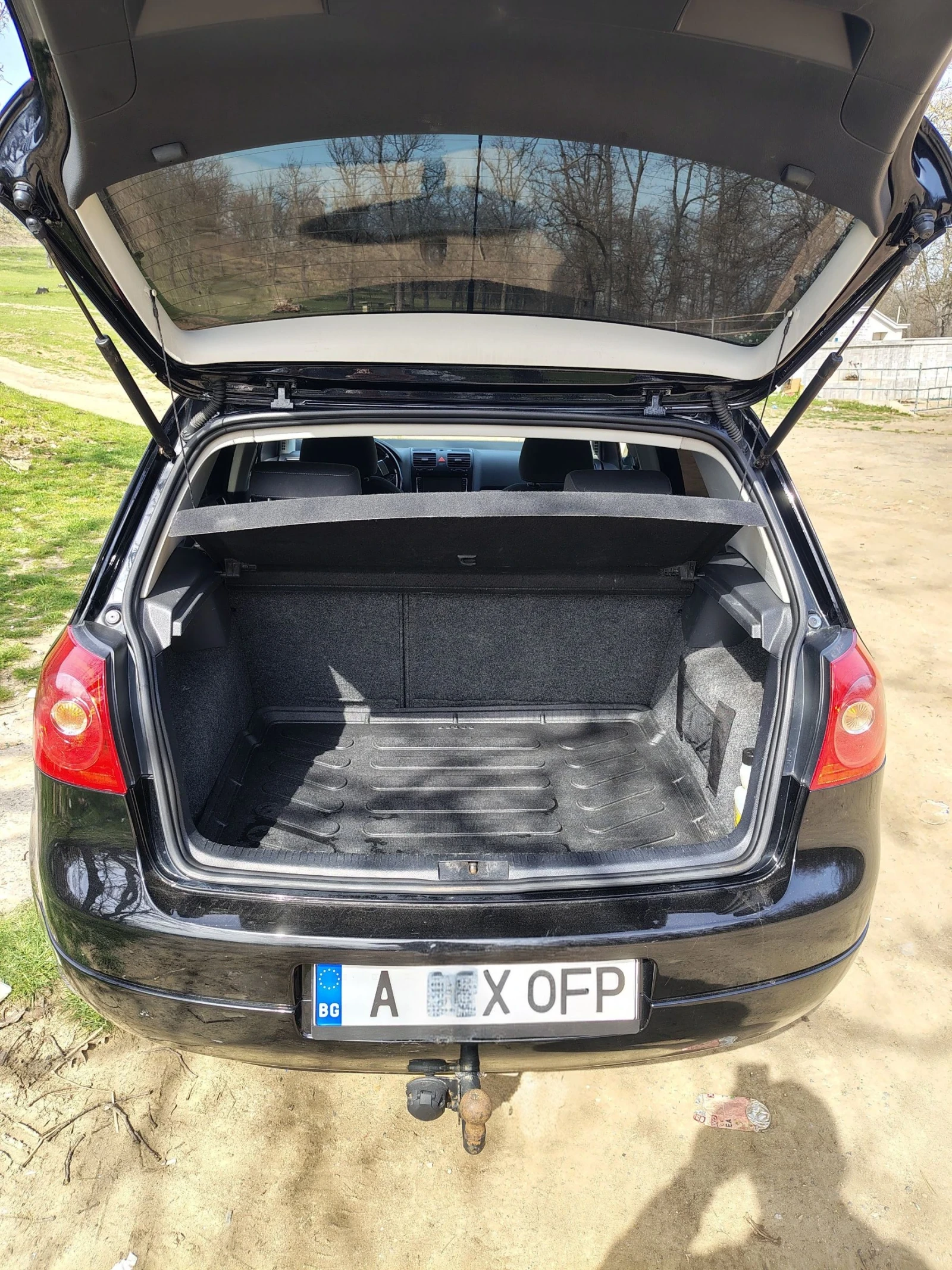 VW Golf 1.9 TDI 90 к.с, снимка 10 - Автомобили и джипове - 54285637