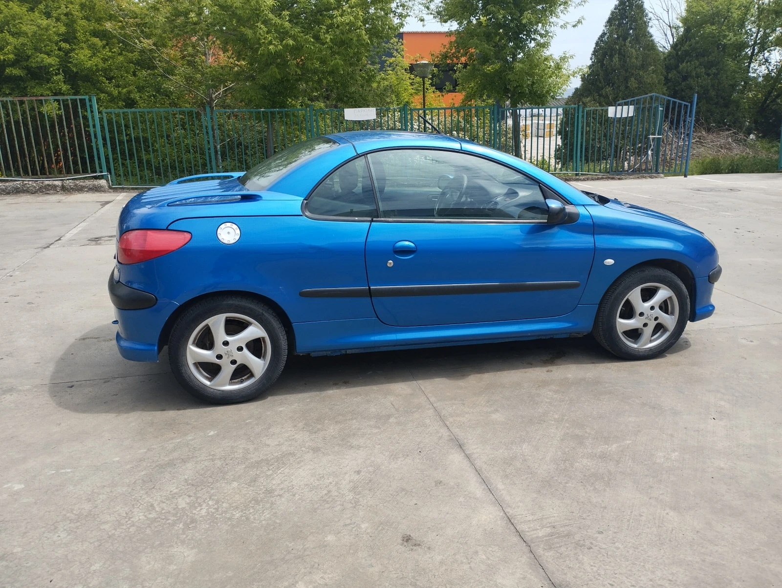Peugeot 206 CC, снимка 17 - Автомобили и джипове - 54486163