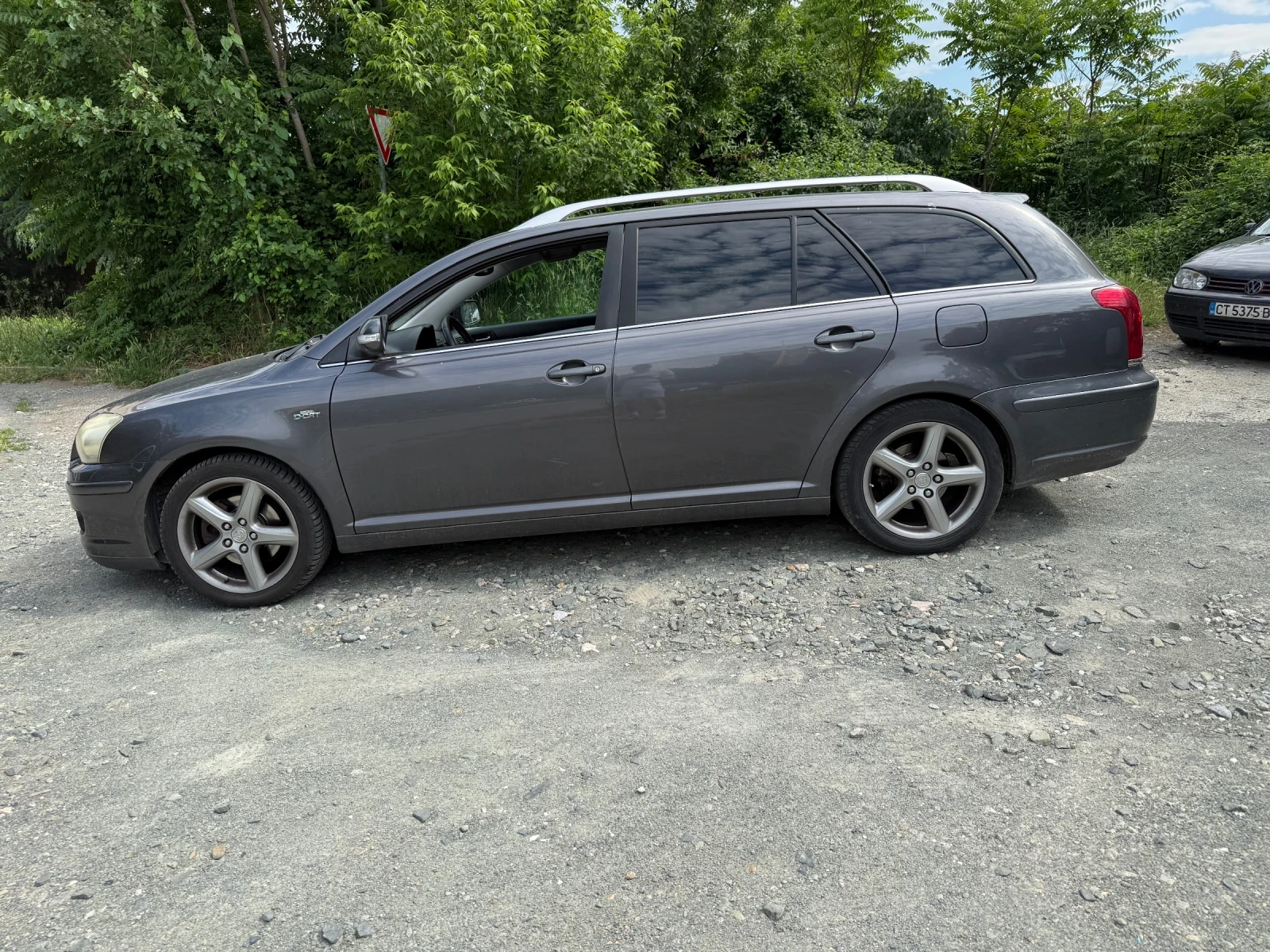 Toyota Avensis D-4D, снимка 6 - Автомобили и джипове - 54739537