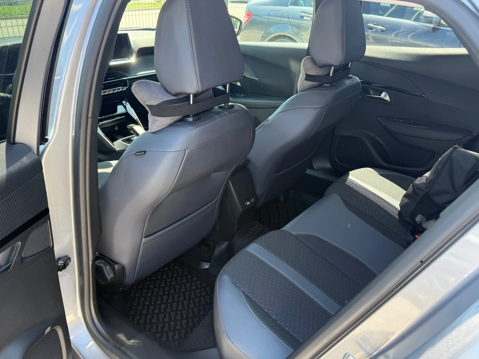 Peugeot 2008 1.5 BlueHDI 99000км, снимка 9 - Автомобили и джипове - 54818987