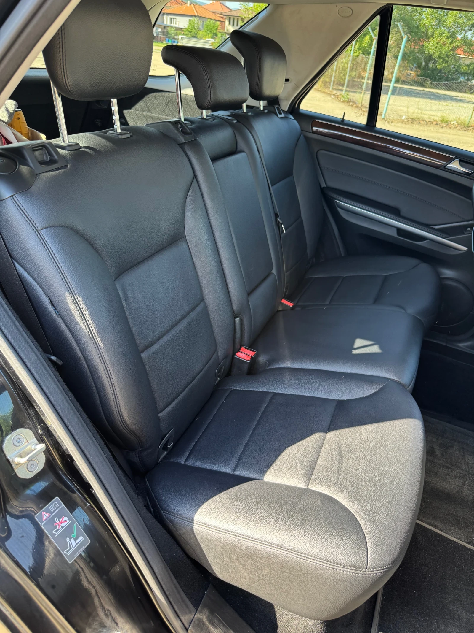 Mercedes-Benz ML 550 388 к.с., снимка 14 - Автомобили и джипове - 55084511