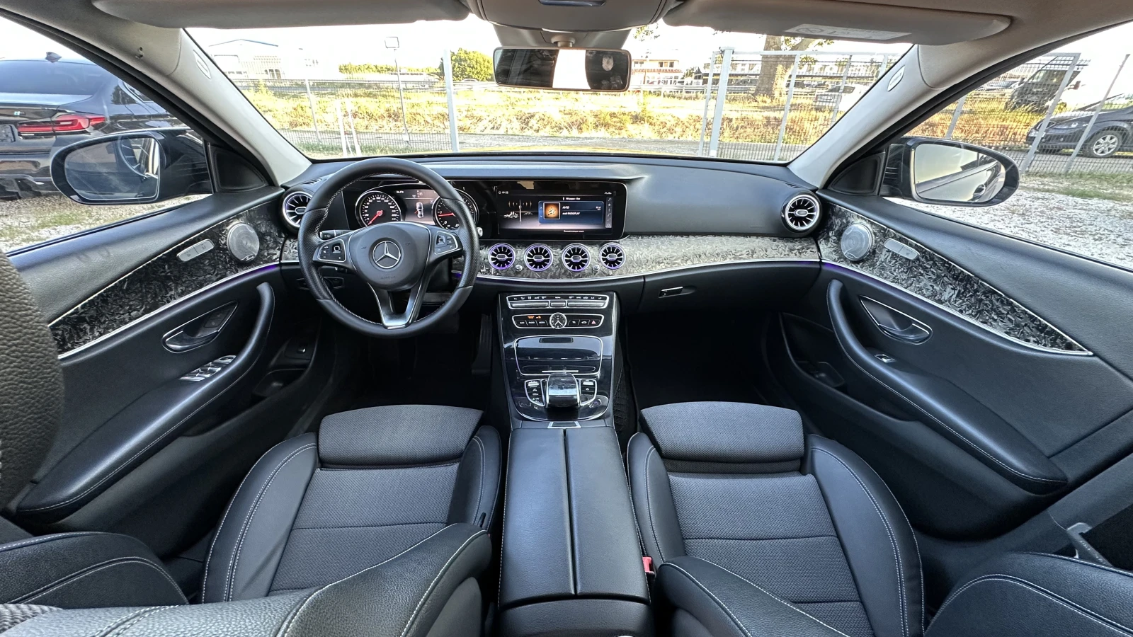 Mercedes-Benz E 220 BRABUS PACK| CARPLAY| CAMERA| BURMESTER| VOSSEN, снимка 8 - Автомобили и джипове - 55630147
