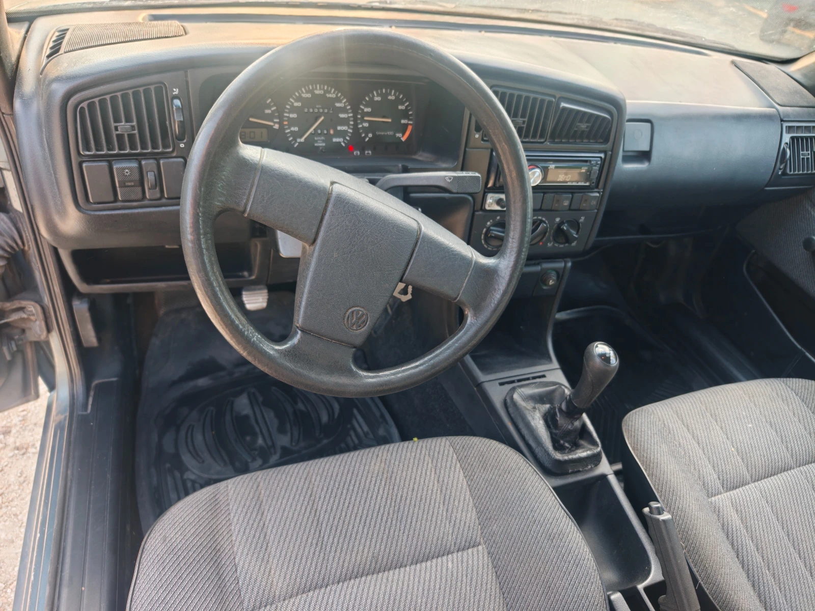 VW Passat, снимка 10 - Автомобили и джипове - 55662561