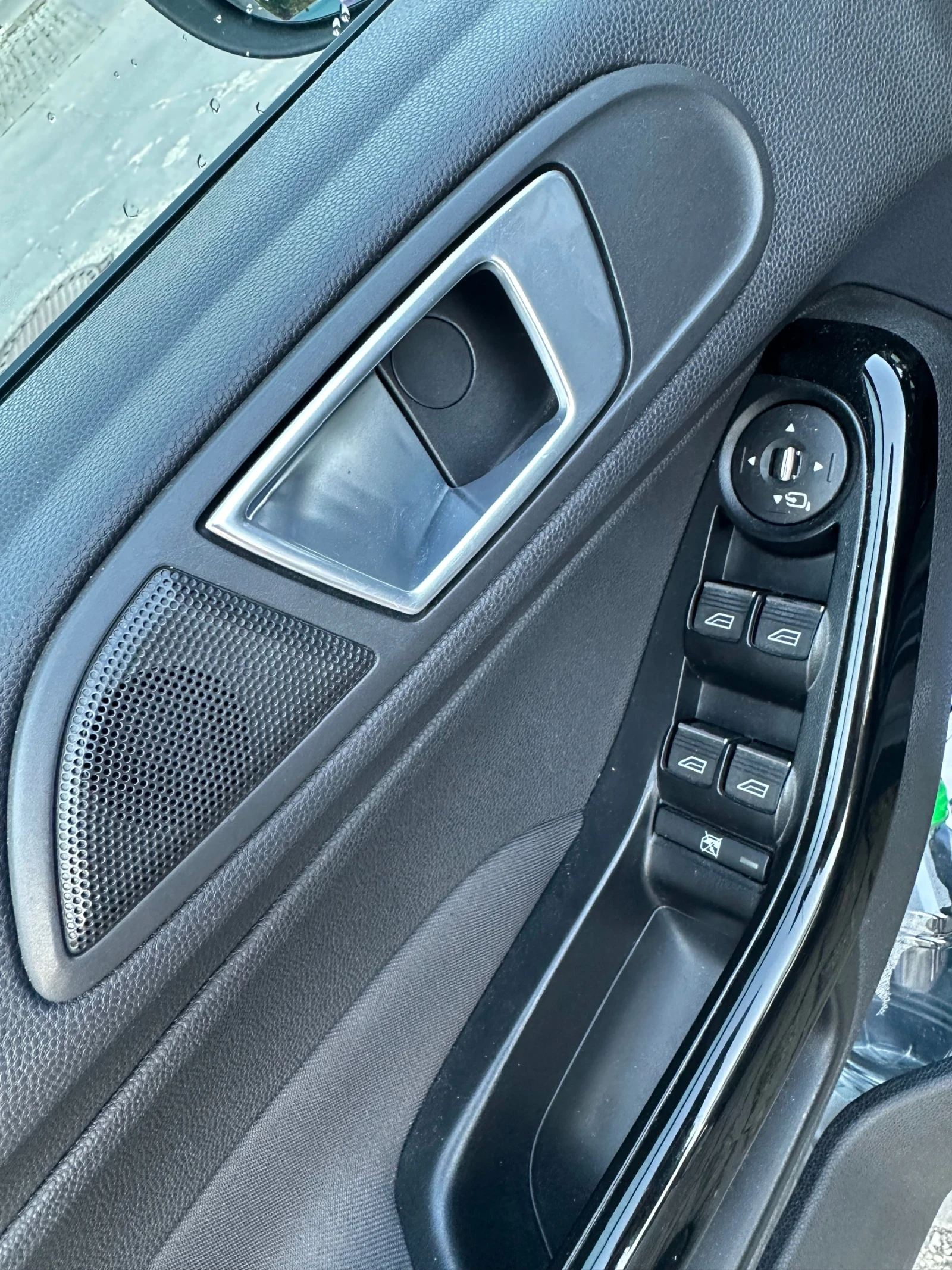 Ford Fiesta, снимка 15 - Автомобили и джипове - 55694813