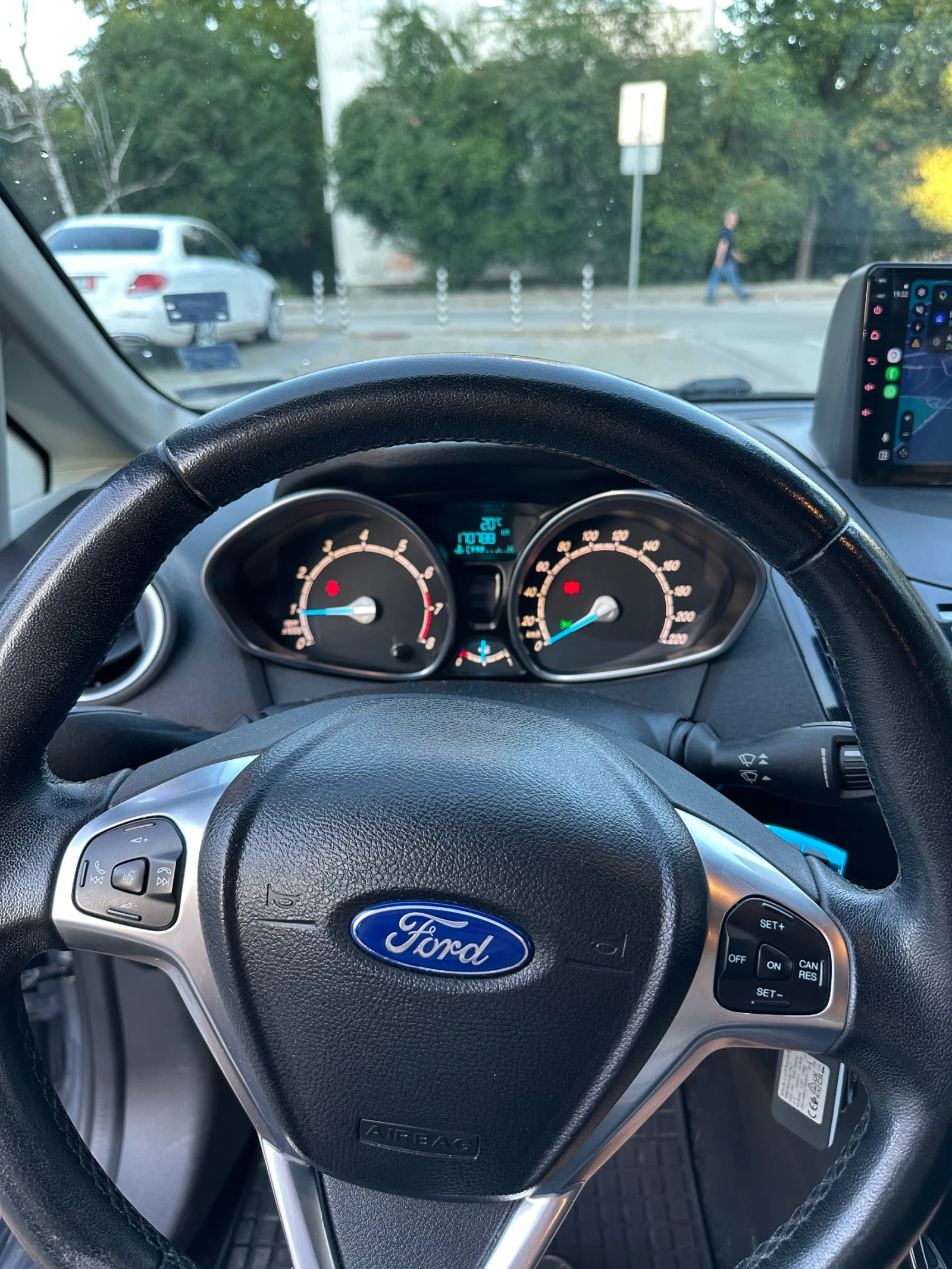 Ford Fiesta, снимка 10 - Автомобили и джипове - 55694813