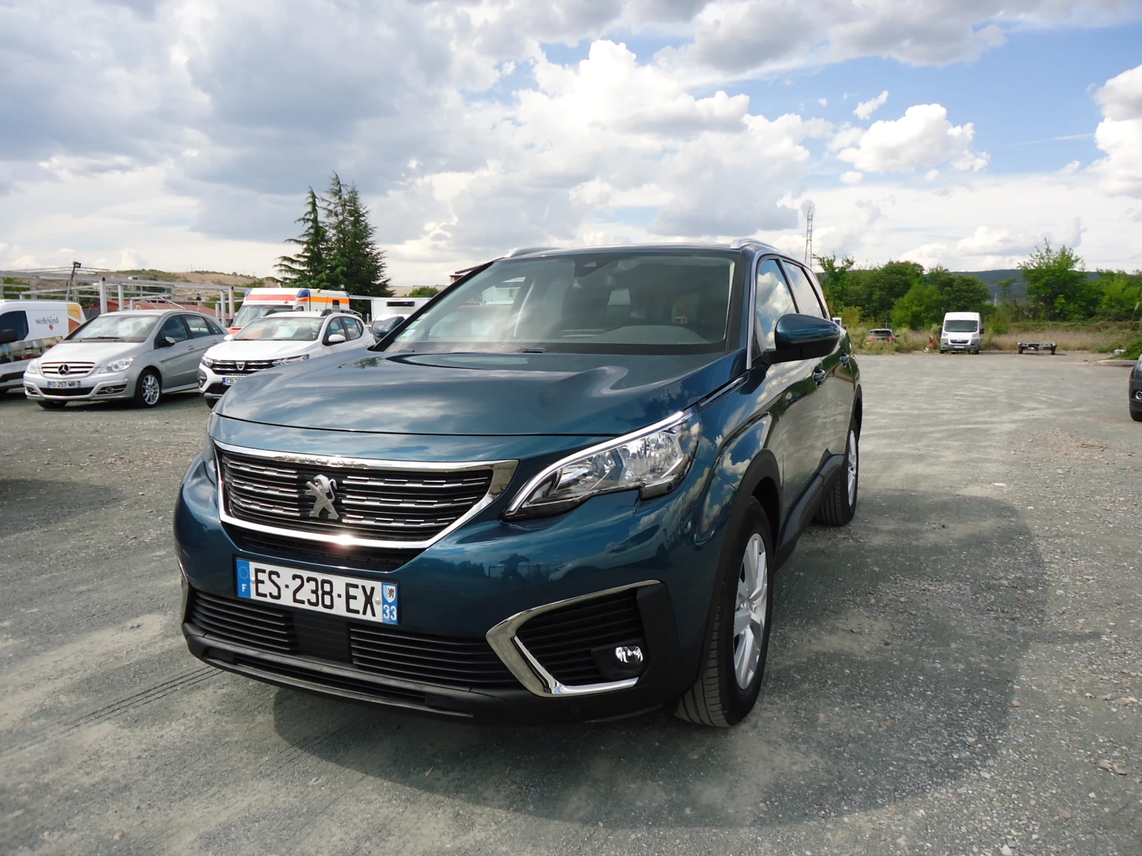 Peugeot 5008 1.6 BlueHDI АВТОМАТИК