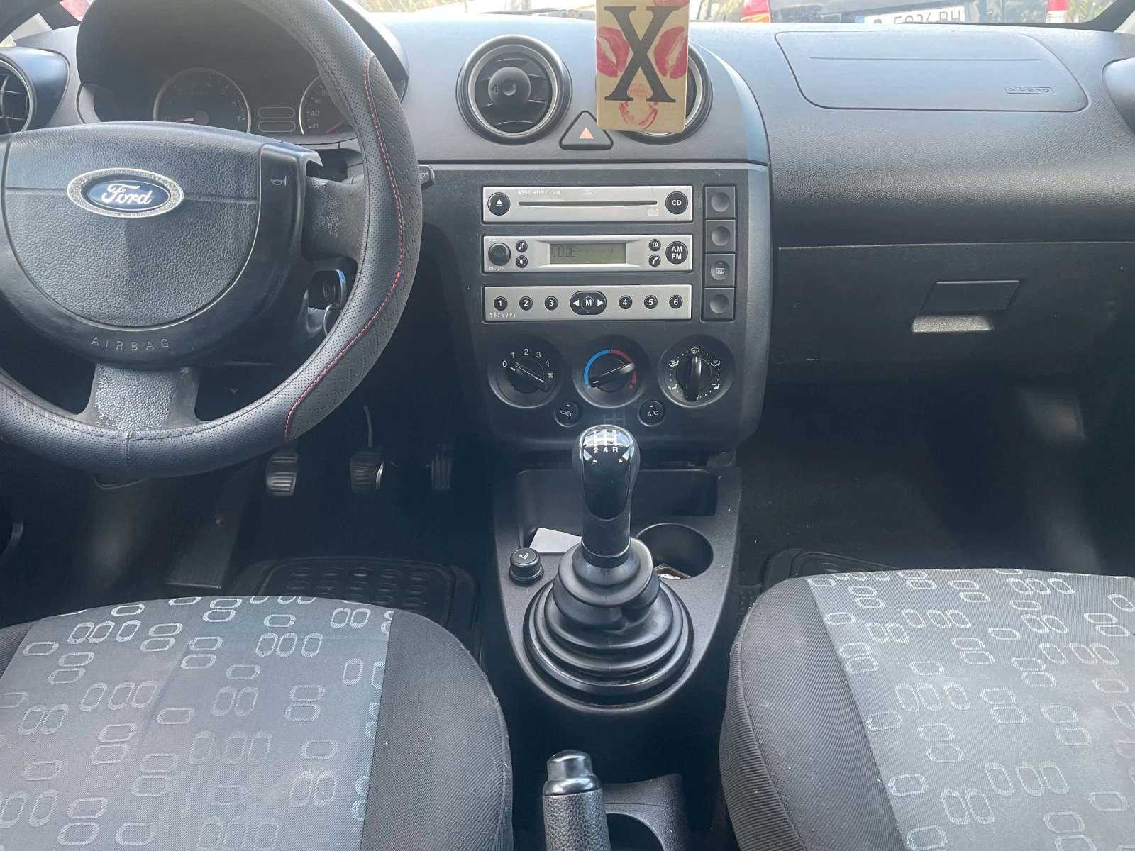 Ford Fiesta, снимка 5 - Автомобили и джипове - 56248868