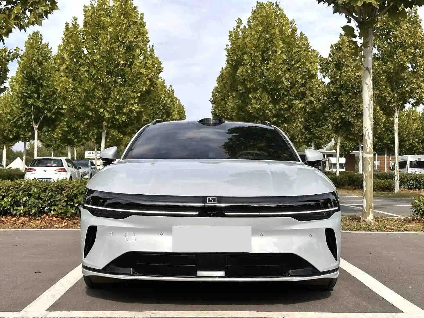 Zeekr 7 GT LONG RANGE | 100 kWh | 825 KM | 422 �.�. | FULL EX | Mobile.bg � ����������� 2
