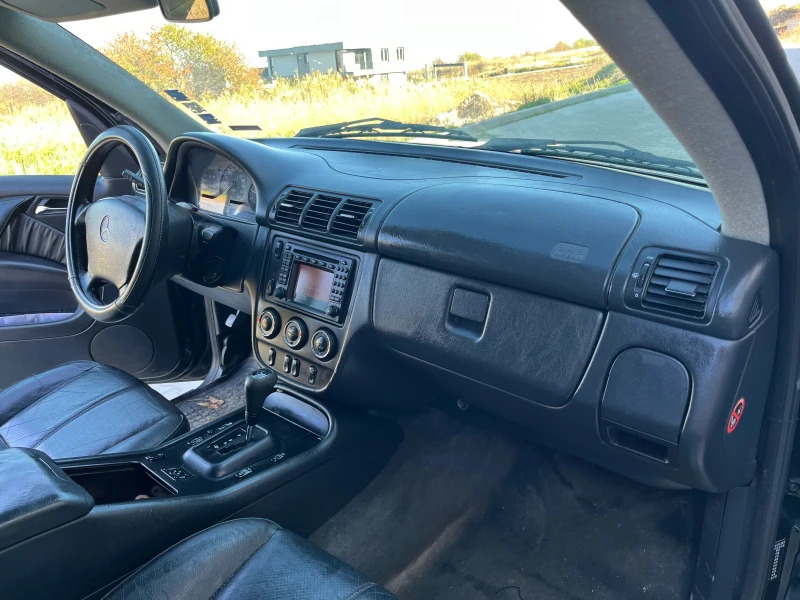 Mercedes-Benz ML 270, снимка 10 - Автомобили и джипове - 52830071