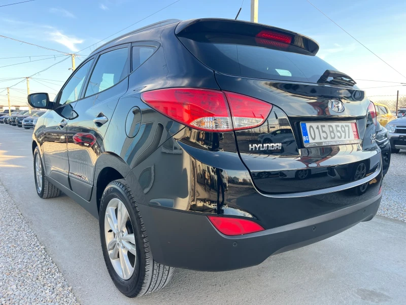 Hyundai IX35 Полу кожа, подгрев, Италия, снимка 6 - Автомобили и джипове - 52900474