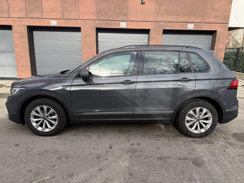 VW Tiguan Facelift, Сервизна история, 117K км, снимка 3 - Автомобили и джипове - 53096653