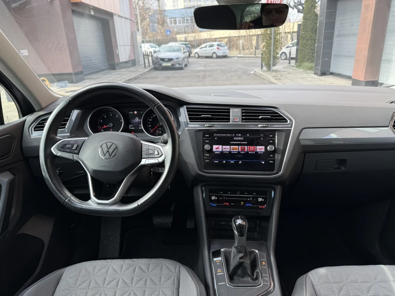 VW Tiguan Facelift, Сервизна история, 117K км, снимка 11 - Автомобили и джипове - 53096653