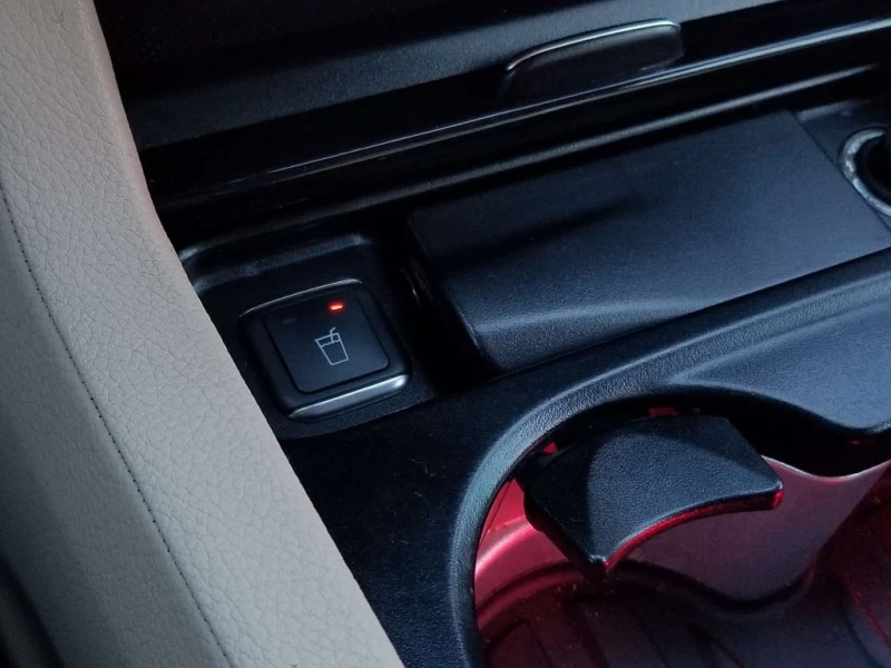 Mercedes-Benz GLE 400 * GLE400 * CARFAX * ЦЕНА ДО БГ, снимка 17 - Автомобили и джипове - 53455527