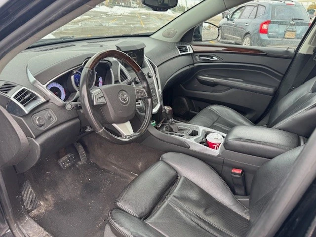 Cadillac Srx Performance 4x4 * CARFAX* * АвтоКредит* ЦЕНА ДО БГ - изображение 4