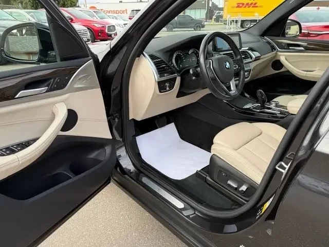 BMW X3 / xDrive30i / AWD / ПАНОРАМА / CARFAX  , снимка 15 - Автомобили и джипове - 53298958