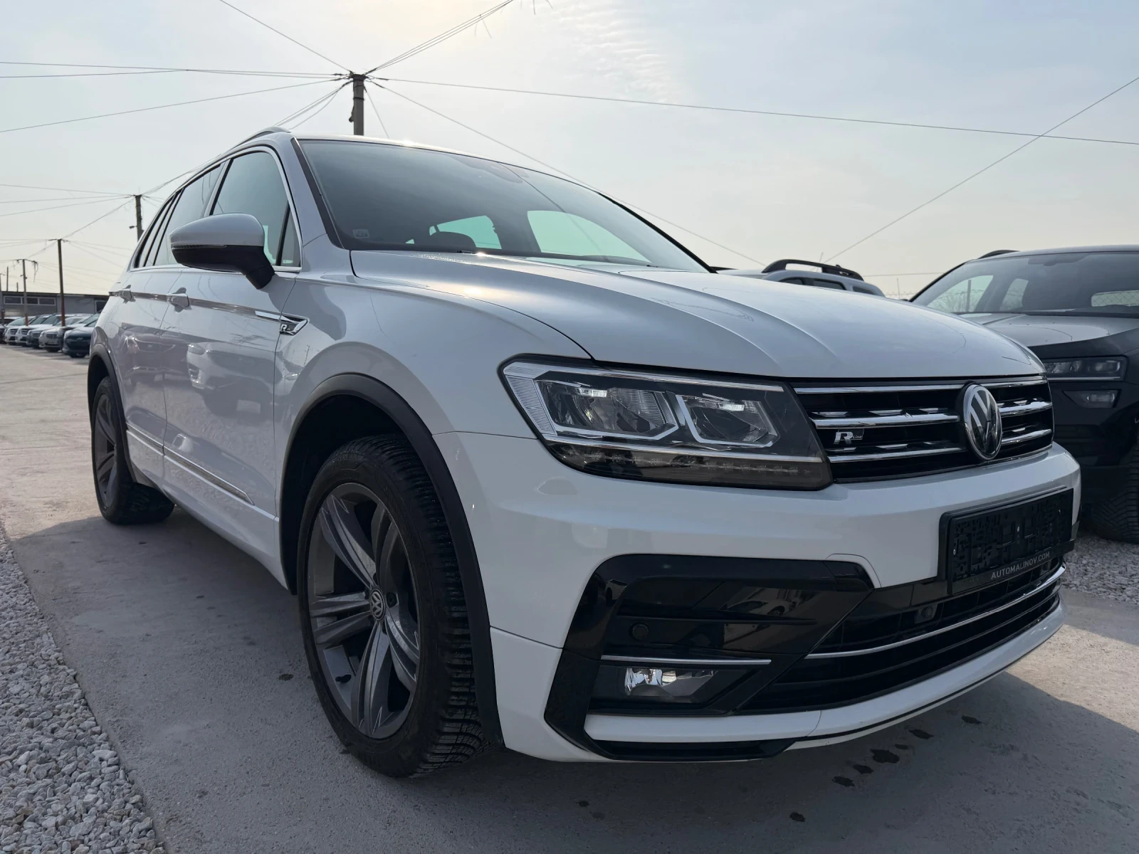 VW Tiguan R line, 08/2019, автомат, digital, снимка 3 - Автомобили и джипове - 48778391