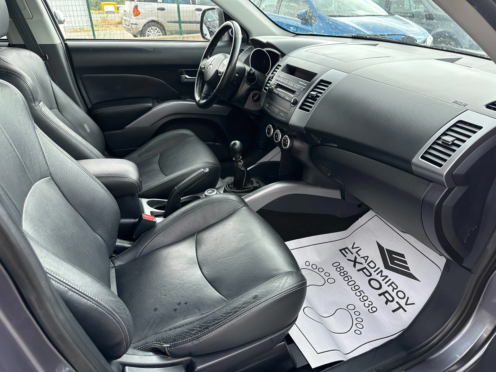 Mitsubishi Outlander 2.0D 7m 4x4 - изображение 8