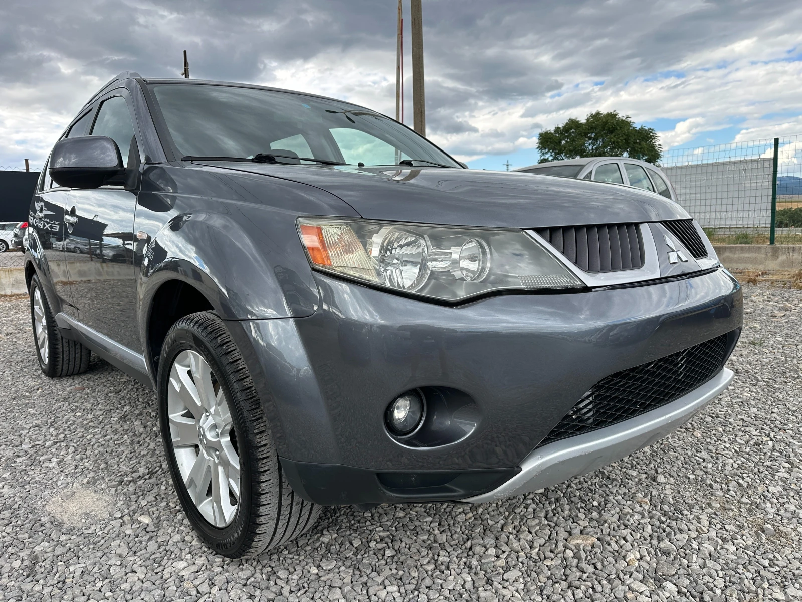 Mitsubishi Outlander 2.0D 7m 4x4 - изображение 5