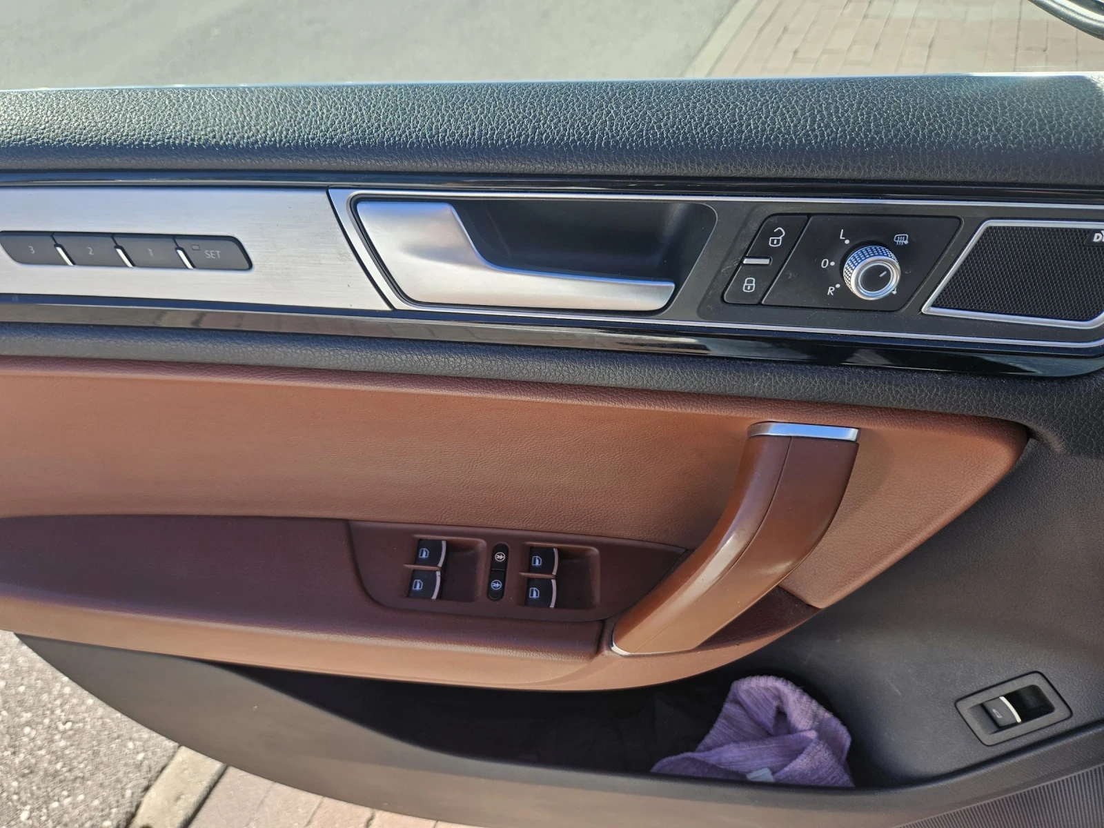 VW Touareg R-line Full - изображение 10