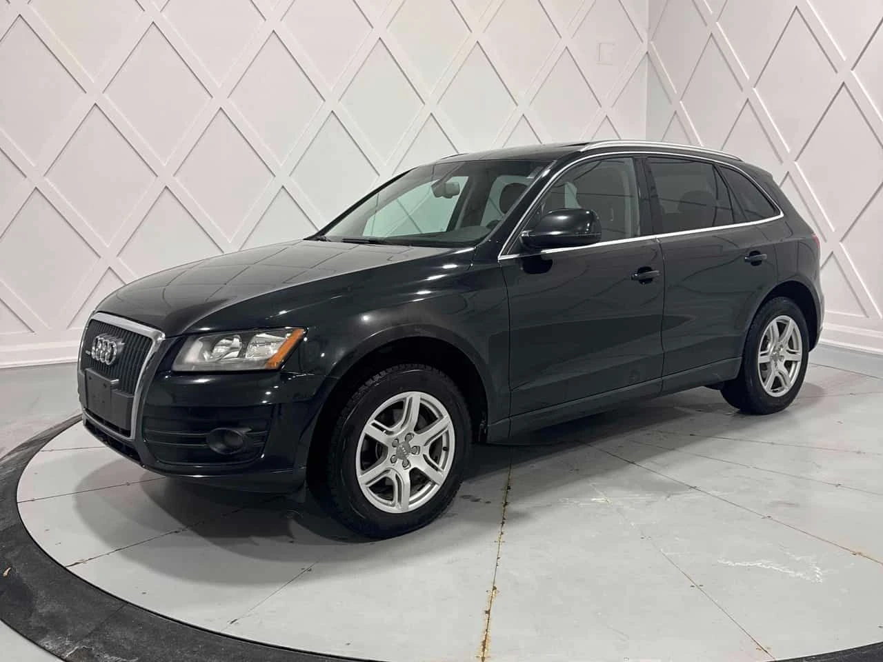 Audi Q5 * 2.0L Premium * CARFAX * ��������* �������*  | Mobile.bg � ����������� 1