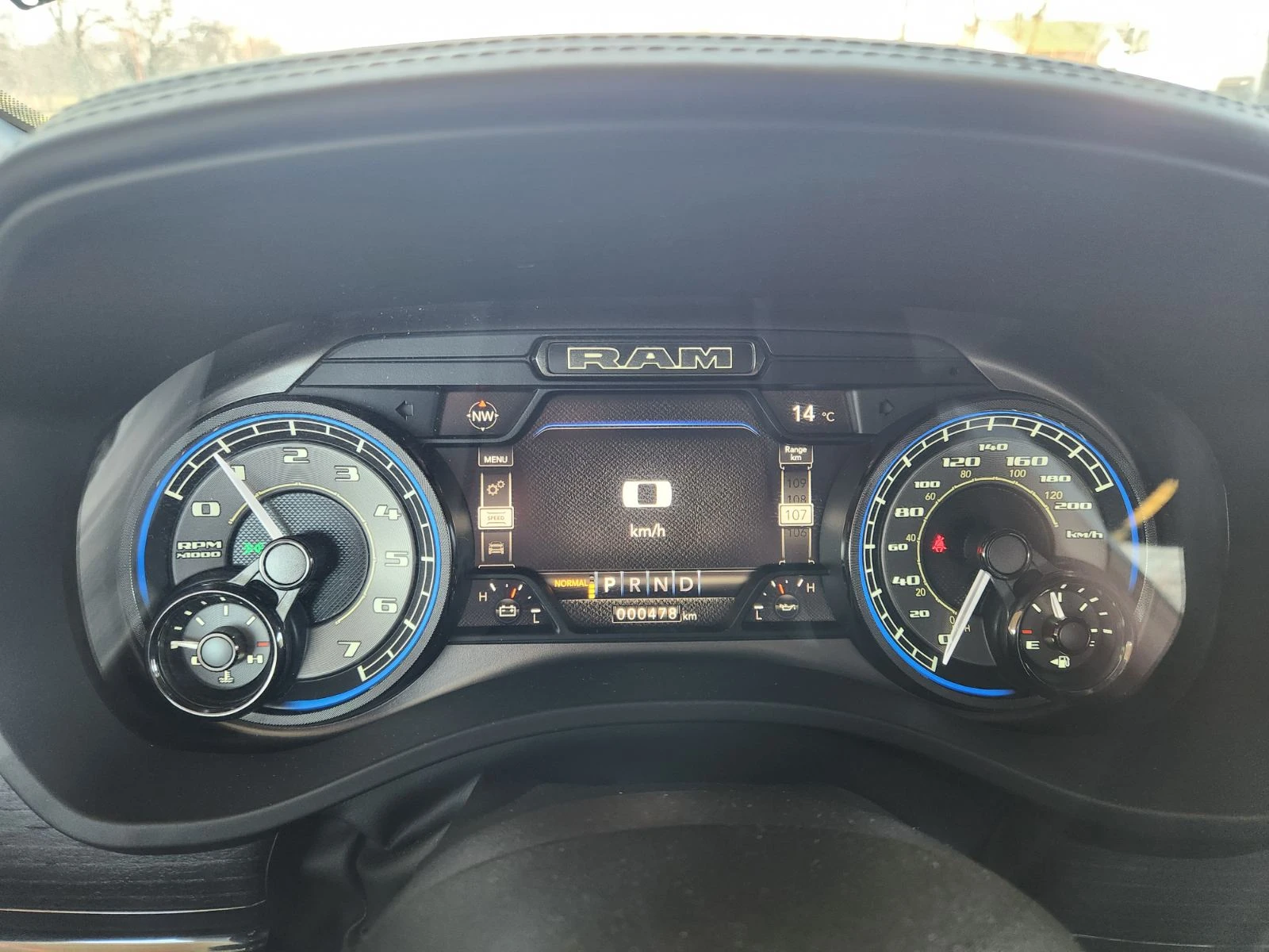 Dodge RAM 1500  LIMITED 5.7 HEMI V8, снимка 11 - Автомобили и джипове - 53712276