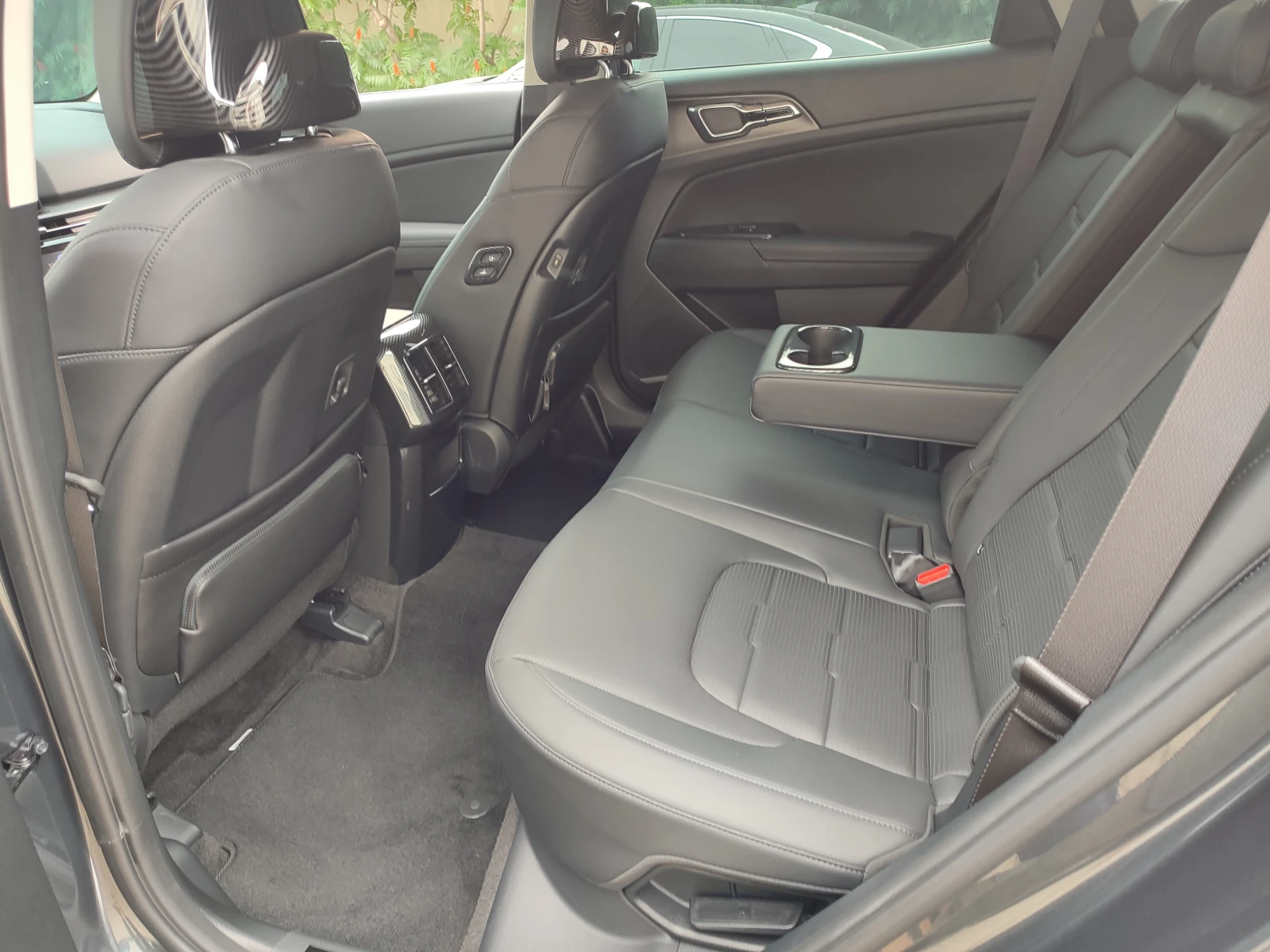 Kia Sportage Signature, снимка 14 - Автомобили и джипове - 55036469