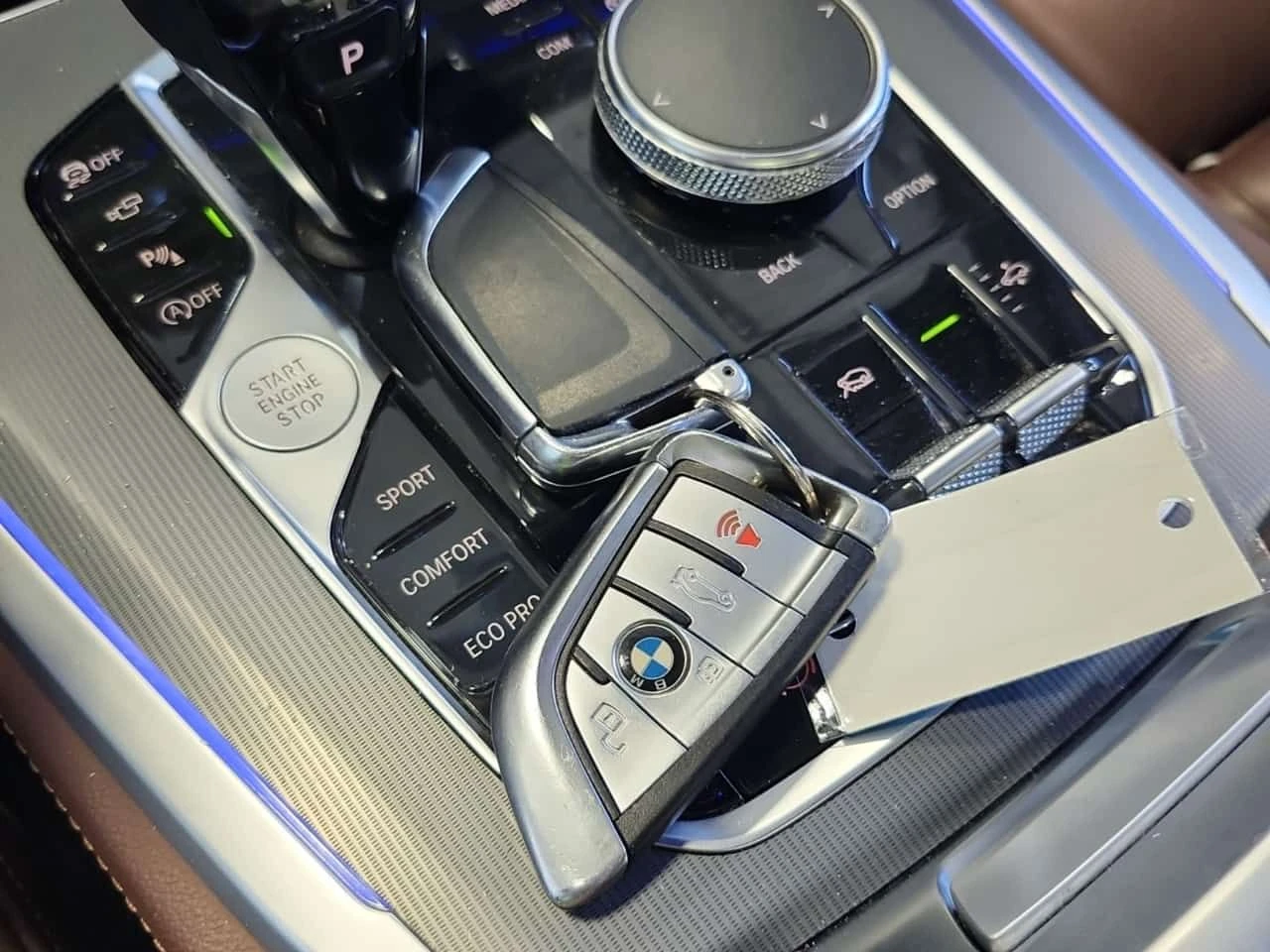 BMW X5 xDrive40i* ЛАЗЕРИ* 360 CAM* HARMAN KARDON, снимка 8 - Автомобили и джипове - 54231529