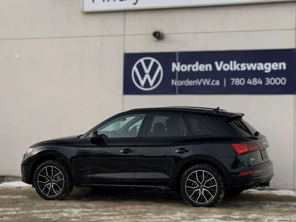 Audi Q5 * PROGRESSIV | S LINE | SUNROOF | HEATED SEATS & S, снимка 4 - Автомобили и джипове - 54234640