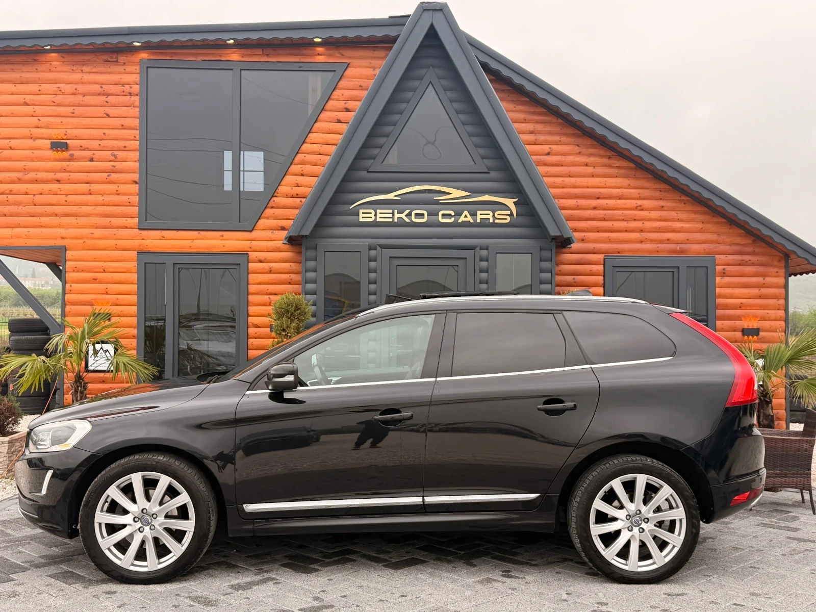 Volvo XC60 Хс60-2.0дизeл 180коня D4, снимка 8 - Автомобили и джипове - 54371995