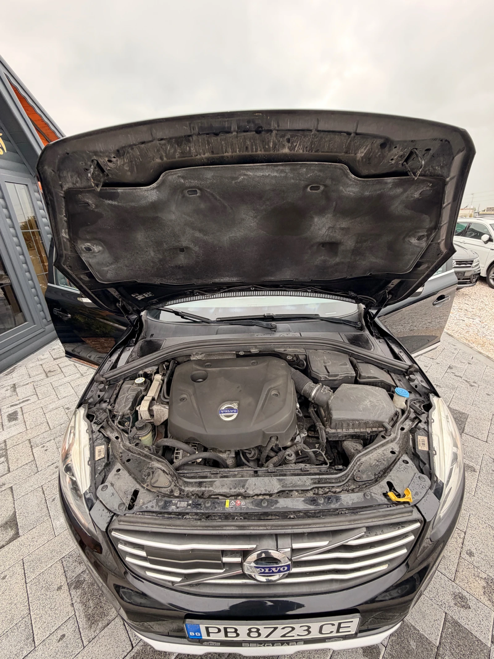 Volvo XC60 Хс60-2.0дизeл 180коня D4, снимка 13 - Автомобили и джипове - 54371995