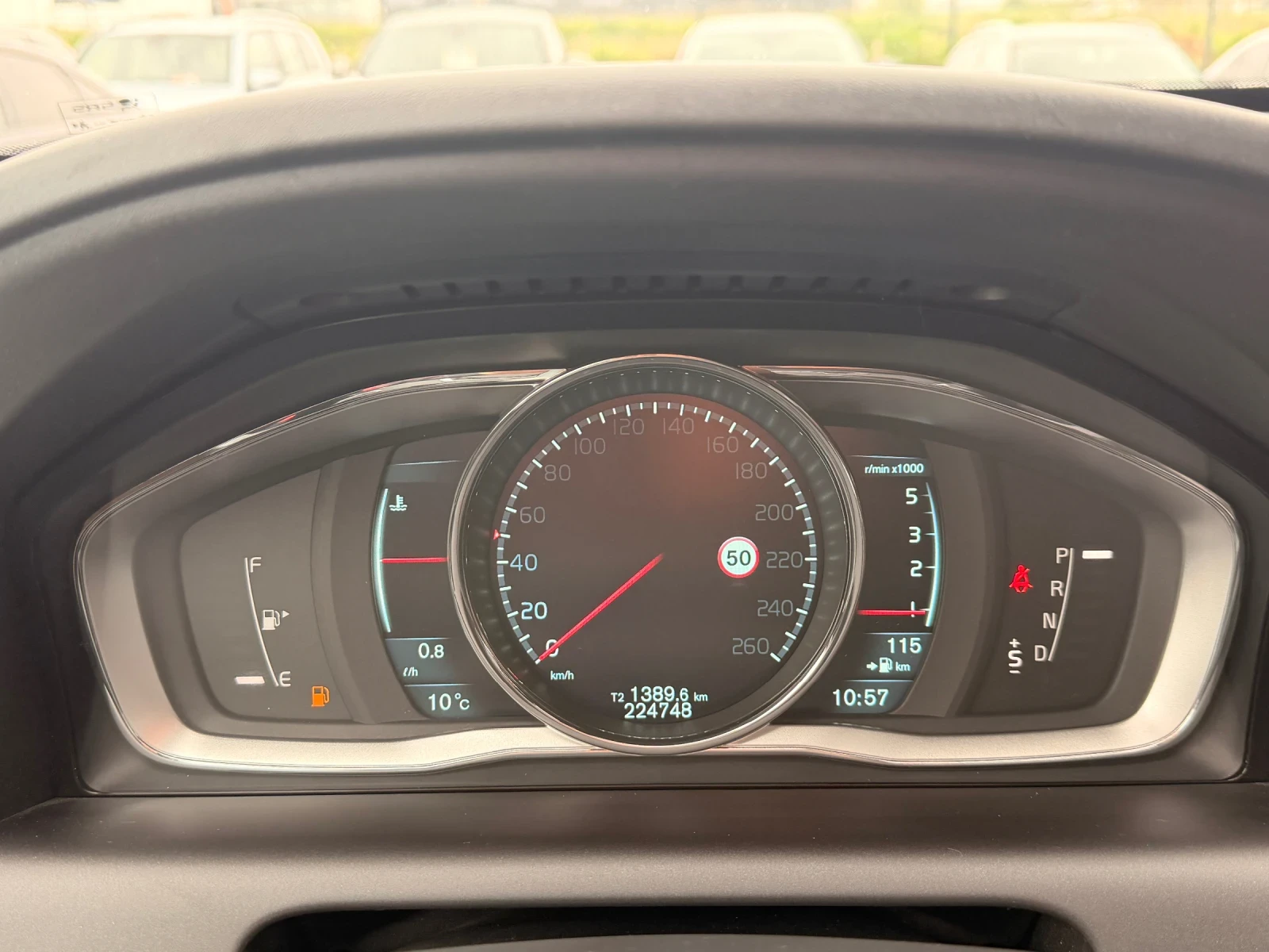 Volvo XC60 Хс60-2.0дизeл 180коня D4, снимка 9 - Автомобили и джипове - 54371995