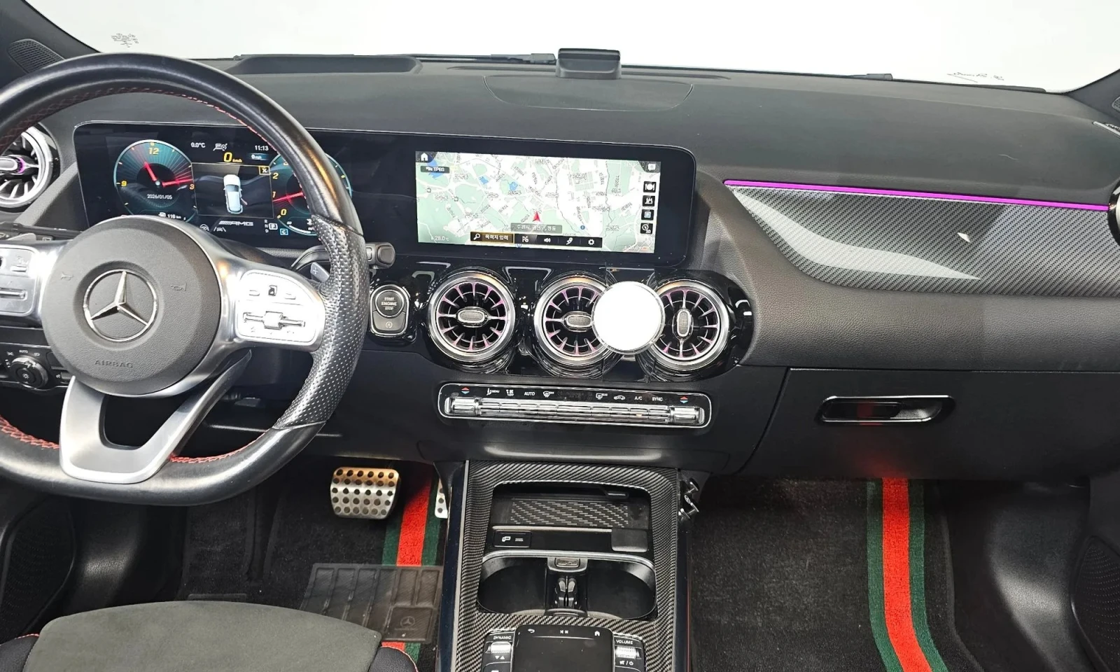 Mercedes-Benz GLA H247 Gla45, снимка 13 - Автомобили и джипове - 54966832