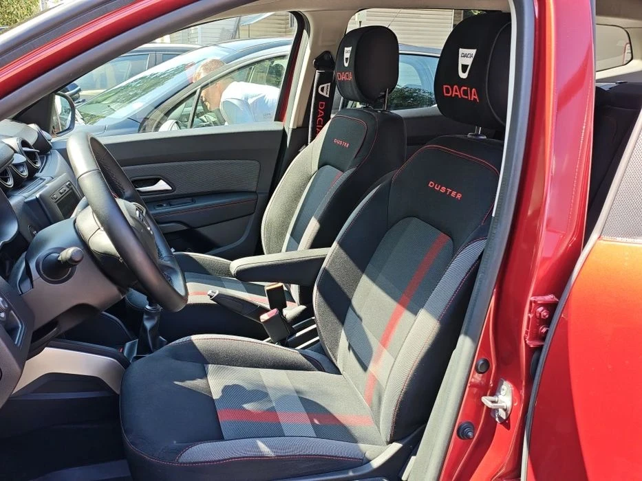 Dacia Duster Red line, снимка 12 - Автомобили и джипове - 55802229