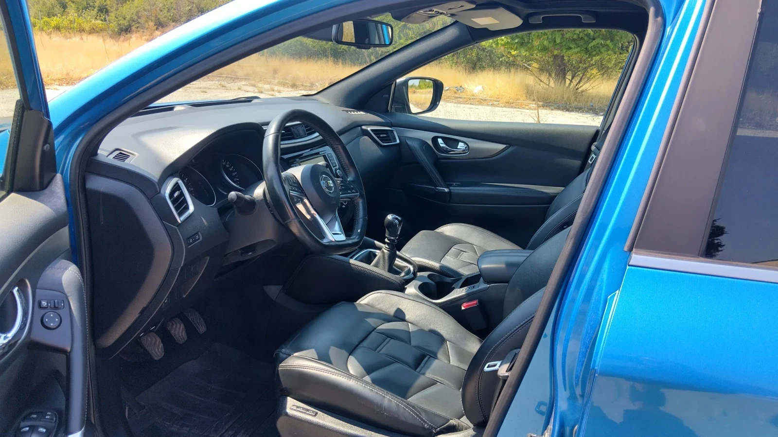 Nissan Qashqai, снимка 11 - Автомобили и джипове - 55844405
