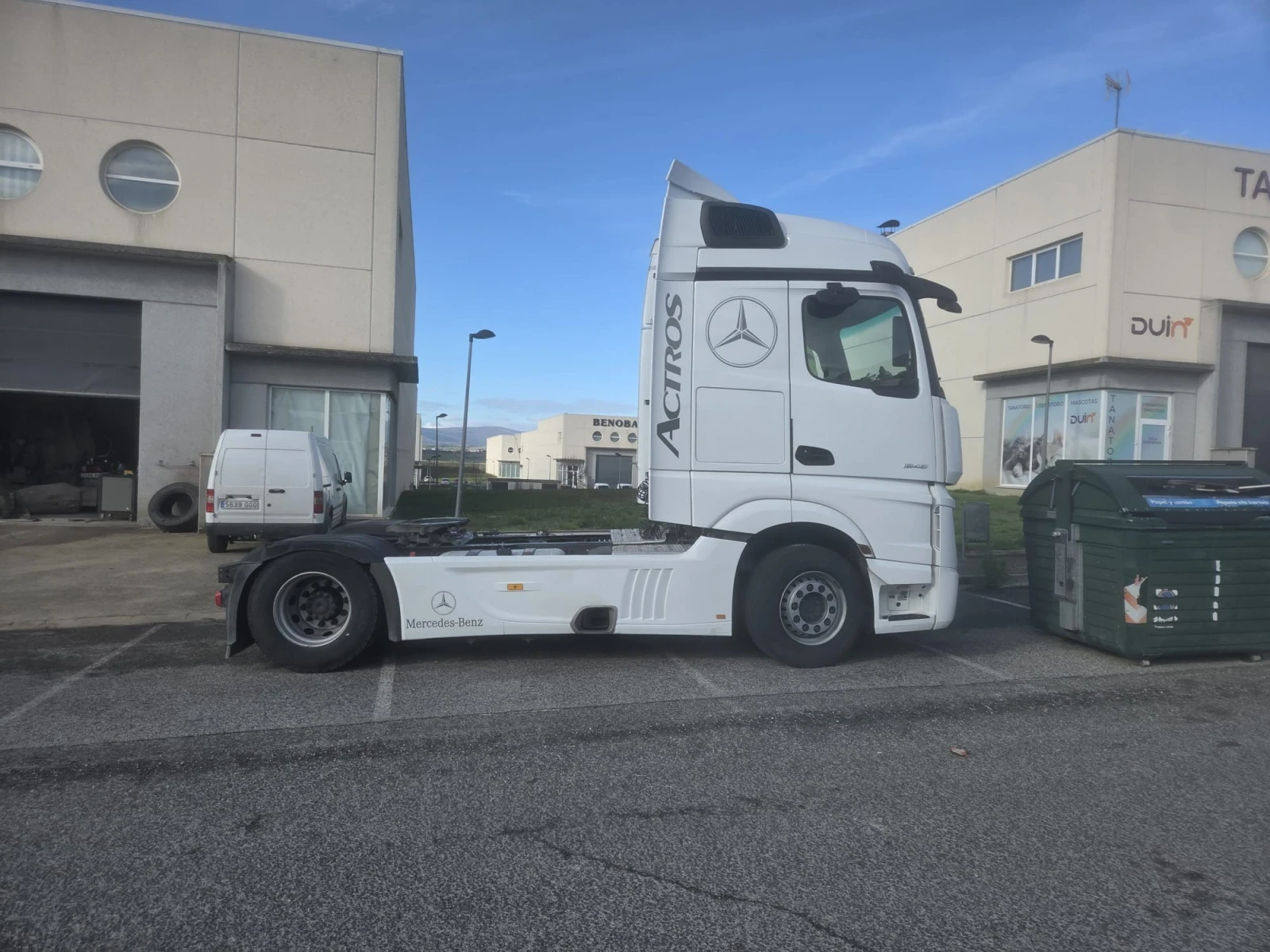 Mercedes-Benz 1848  - изображение 3