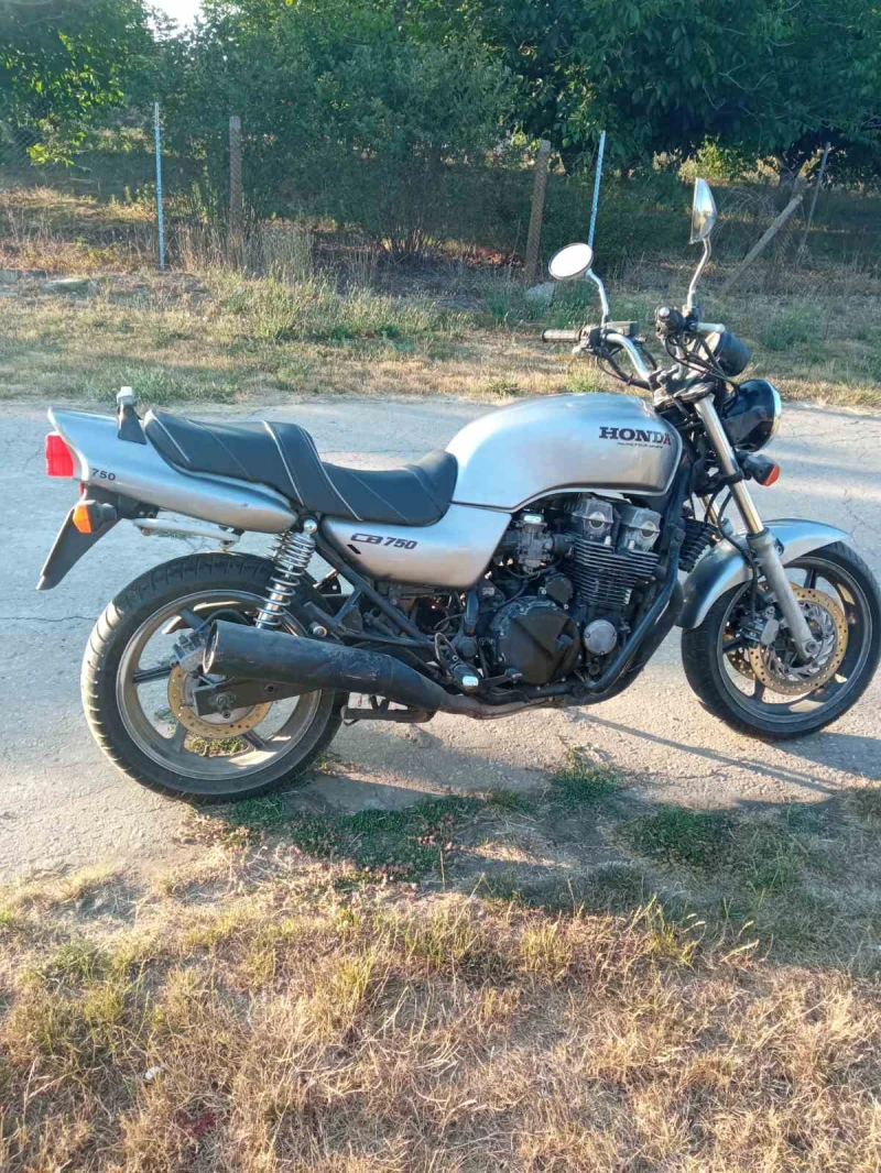 Honda Cb 750, снимка 3 - Мотоциклети и мототехника - 52568251