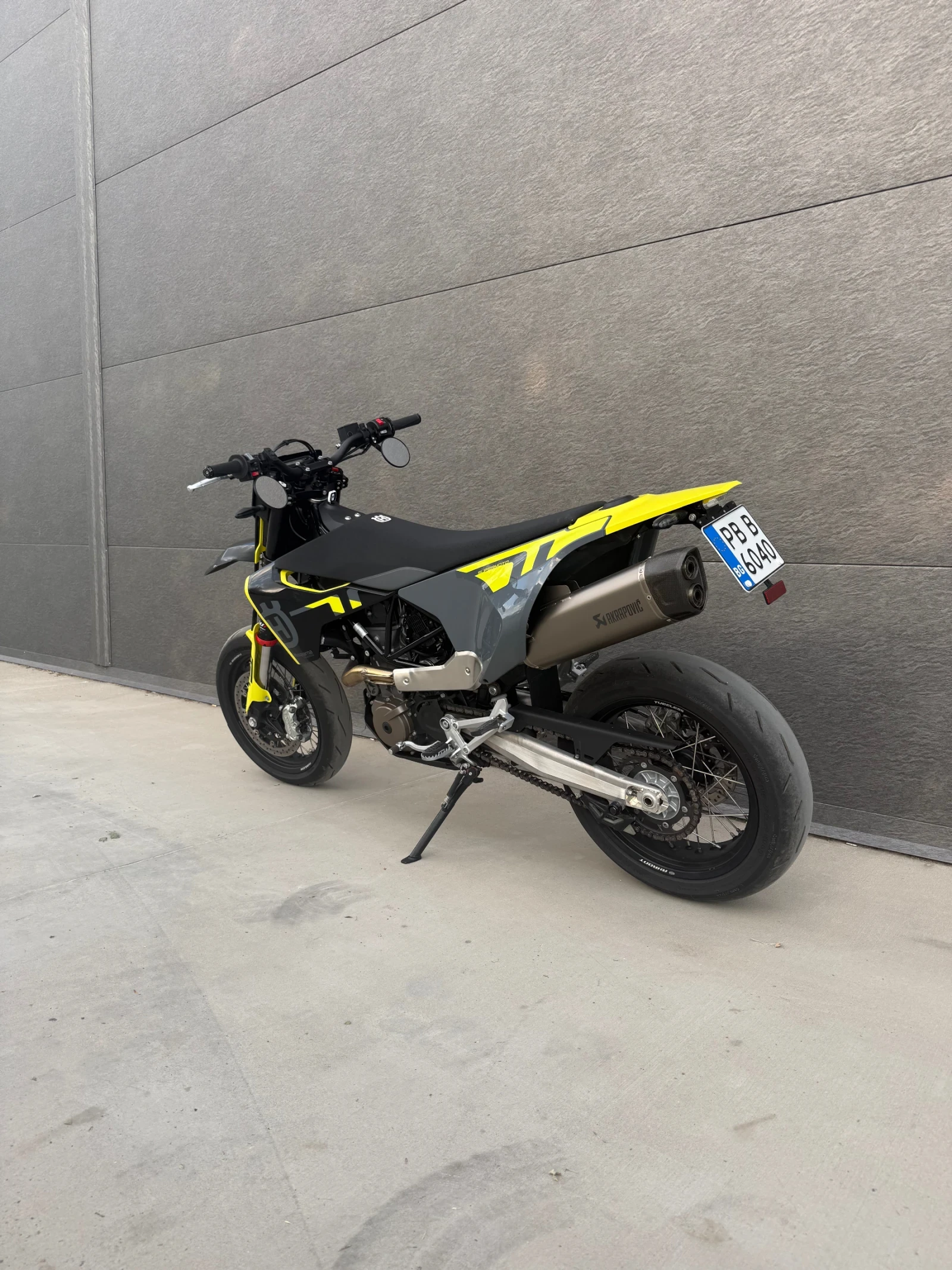 Husqvarna Svartpilen 701, снимка 4 - Мотоциклети и мототехника - 54986898