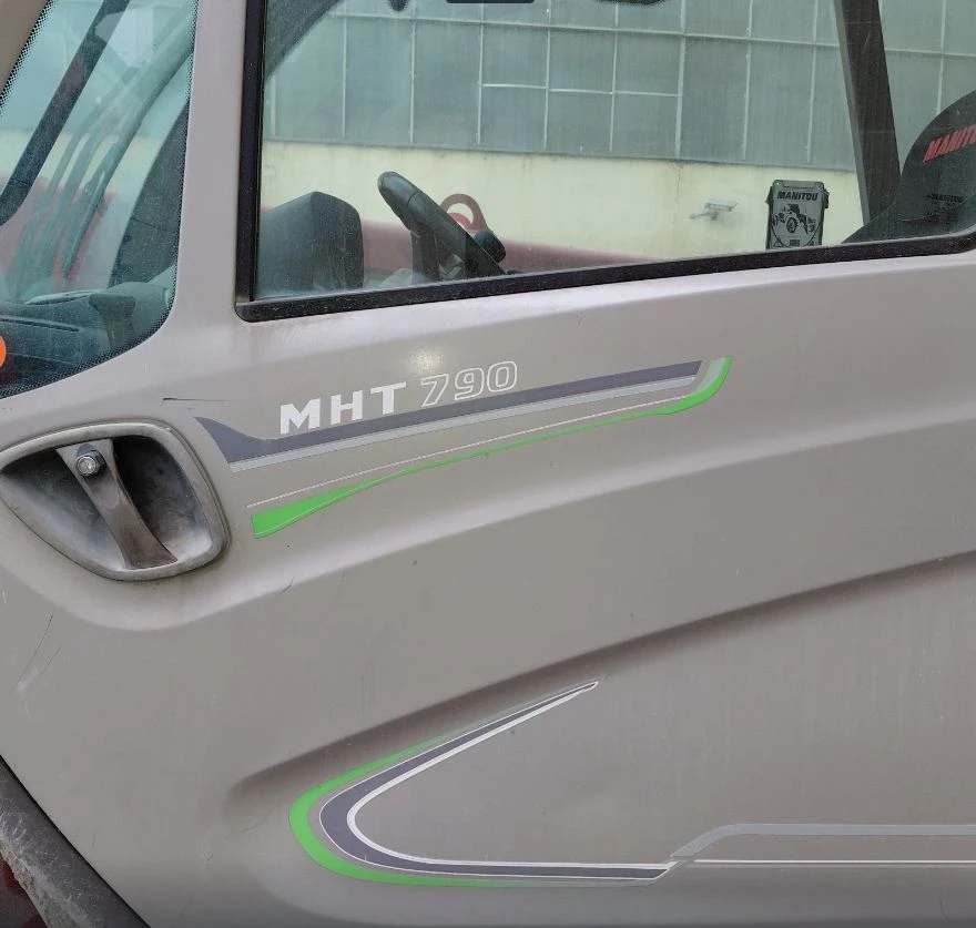 Телескопични товарачи Manitou HT 790, снимка 4 - Индустриална техника - 53976341