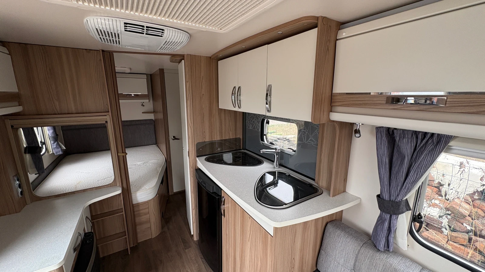 Каравана Swift Sprite Alpine Sport - изображение 6