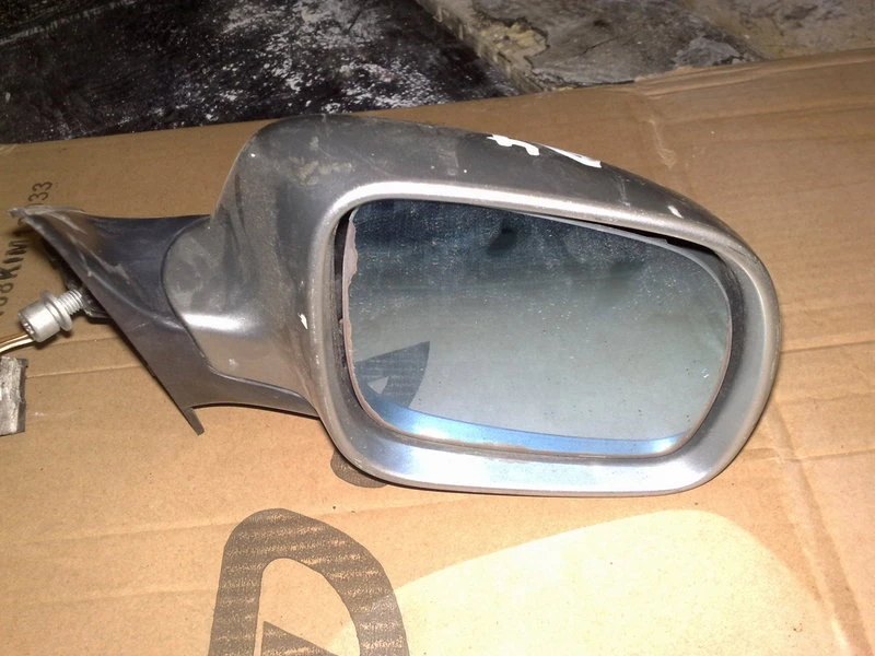 Дясно ел.огледало за Ауди А4 (сиво) 