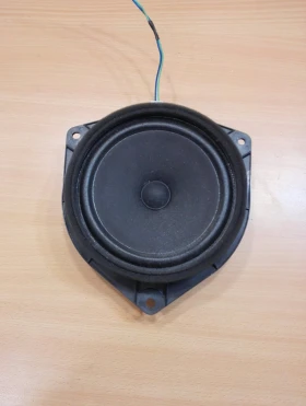 Тонколона предна дясна Тойота Рав4 2.0б