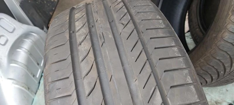 Гуми Летни 245/40R18, снимка 2 - Гуми и джанти - 30583021