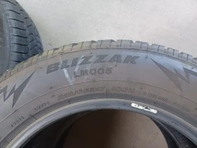 Гуми Зимни 215/65R17, снимка 7 - Гуми и джанти - 45792943