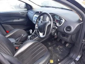 Lancia Delta 2.0 m-jet, снимка 8