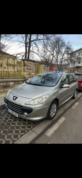 Peugeot 307 Панаромен люк, 7 Места, 1.6 Дизел, Фасе, снимка 3