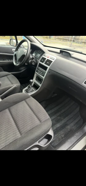 Peugeot 307 Панаромен люк, 7 Места, 1.6 Дизел, Фасе, снимка 10